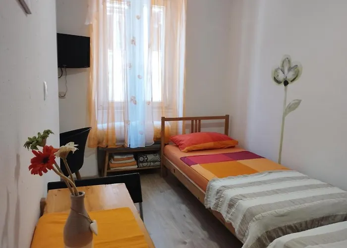 Old Town Room Pula